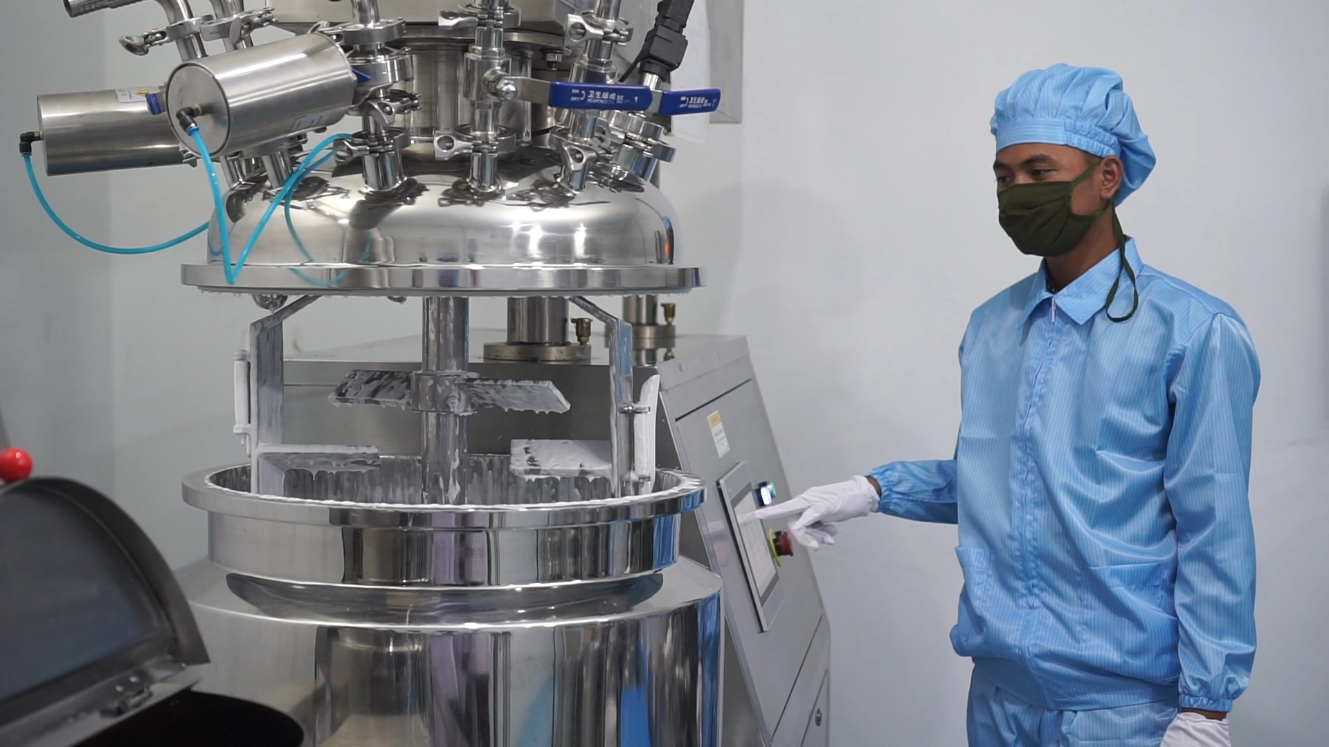 Mesin Produksi Kosmetik