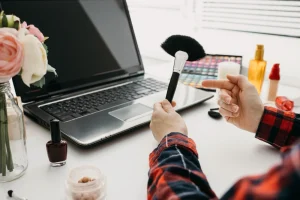 Perusahaan Maklon Kosmetik Profesional